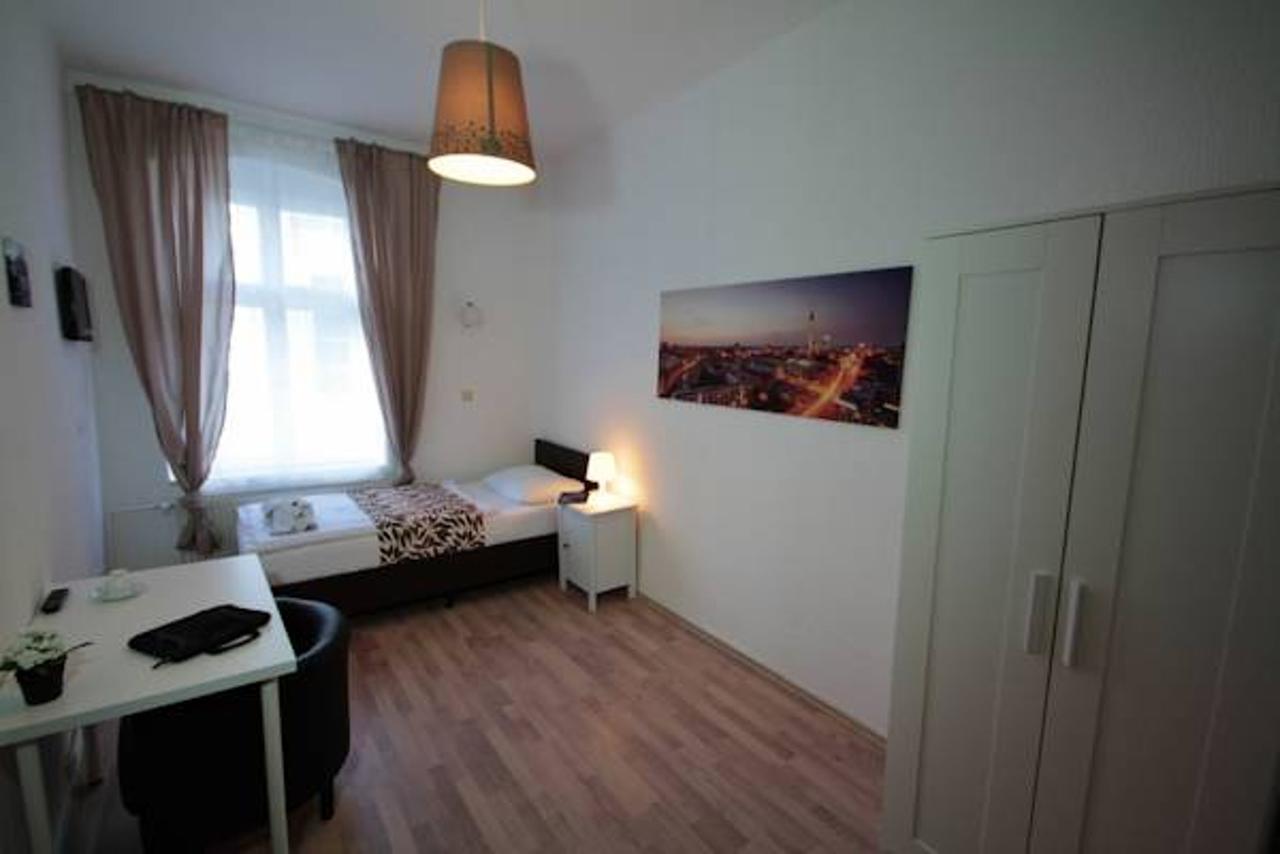 Hotel Altstadt Spandau Seeburg  Buitenkant foto
