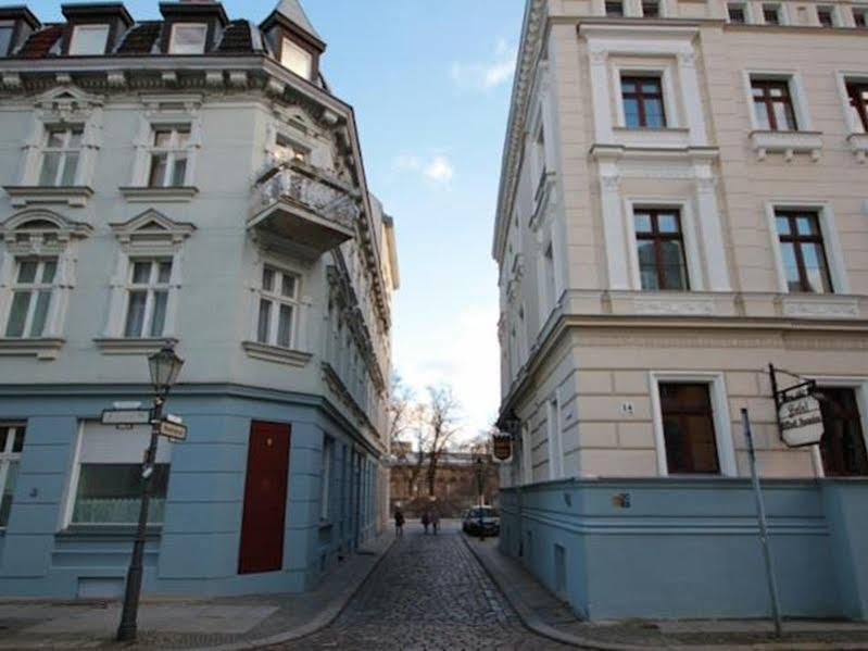 Hotel Altstadt Spandau Seeburg  Buitenkant foto
